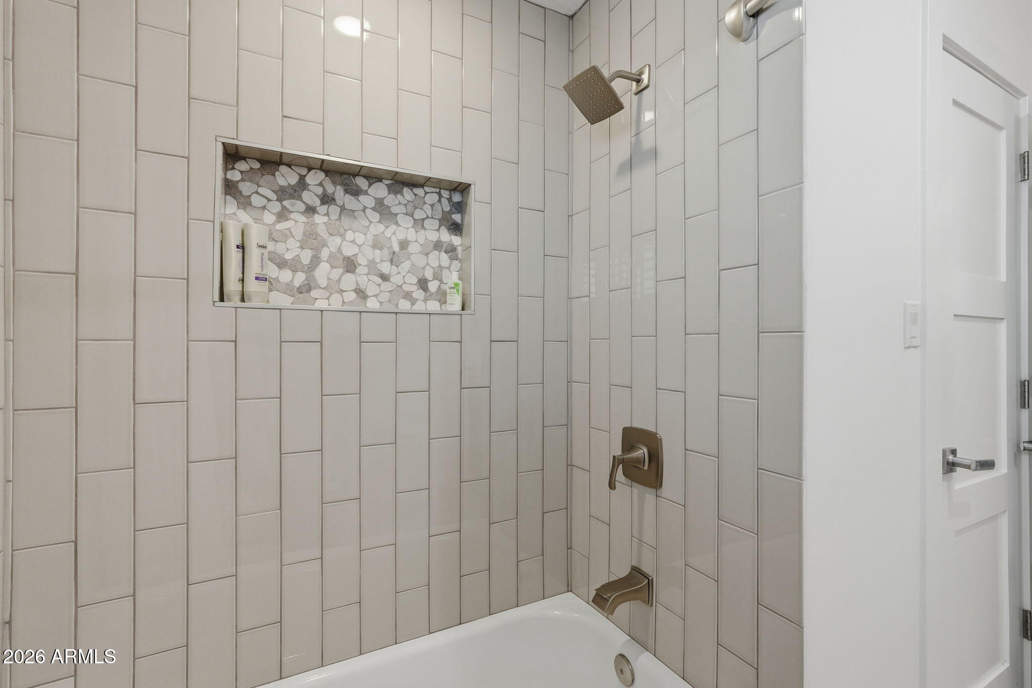 5149 North 34th Street Phoenix, AZ 85018 - Photo 48 of 70 a bathroom with a shower