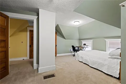 $398,500 | 3820 Virginia Avenue, Kansas City, MO 64109