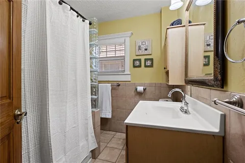 $398,500 | 3820 Virginia Avenue, Kansas City, MO 64109