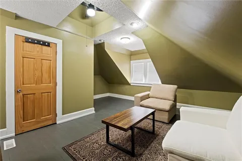 $398,500 | 3820 Virginia Avenue, Kansas City, MO 64109