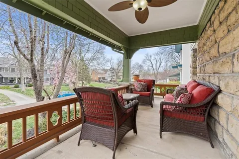 $450,000 | 3820 Virginia Avenue, Kansas City, MO 64109