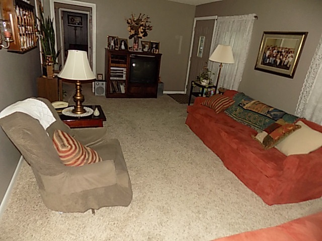 1039 Winchester Street Decatur, IN 46733 - Photo 8 of 35