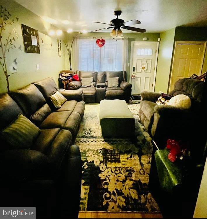 438 Trappe Road Baltimore, MD 21222 - Photo 4 of 31