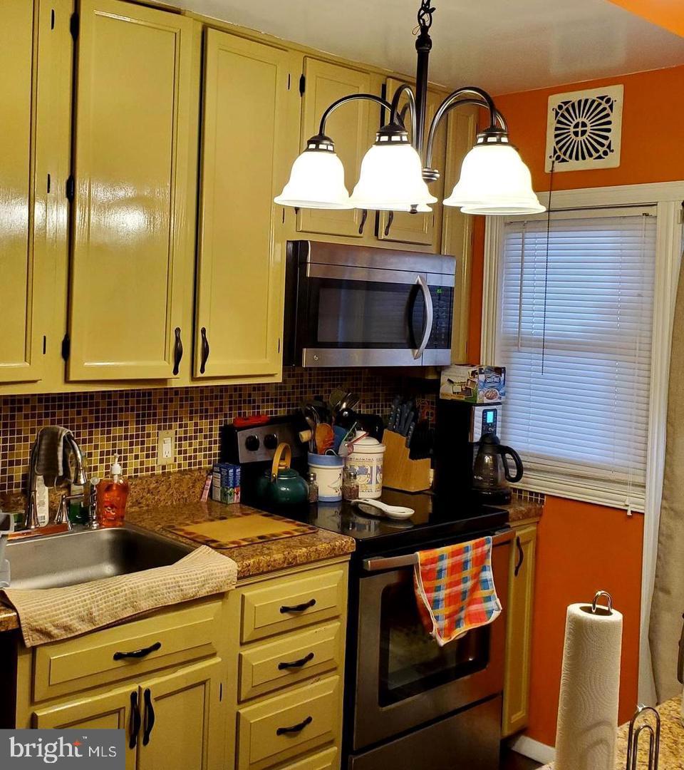 438 Trappe Road Baltimore, MD 21222 - Photo 6 of 31