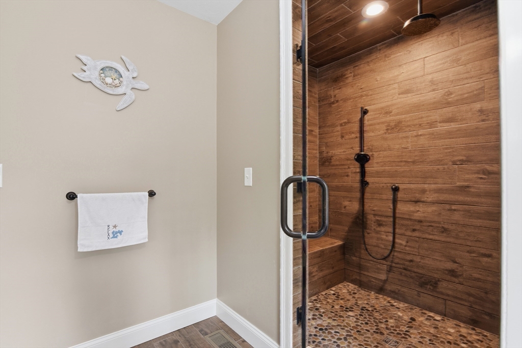 32 1/2 East Howland Road Freetown, MA 02717 - Photo 29 of 42 Gallery Image 29