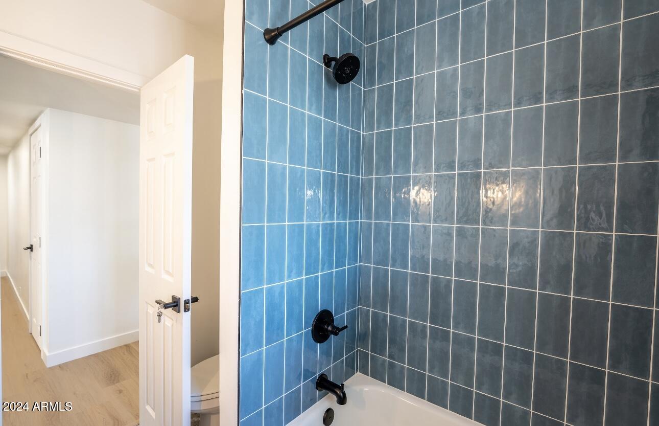 1731 East Verde Lane Phoenix, AZ 85016 - Photo 16 of 26 a bathroom with a shower