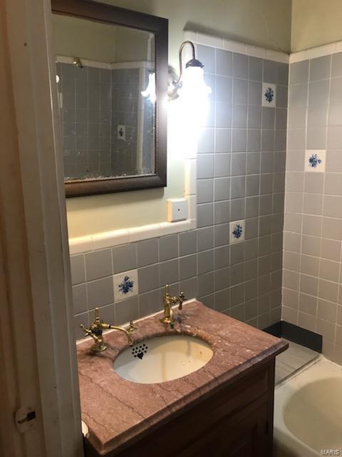 236 West 7th Street, Unit A Alton, IL 62002 - Photo 10 of 15