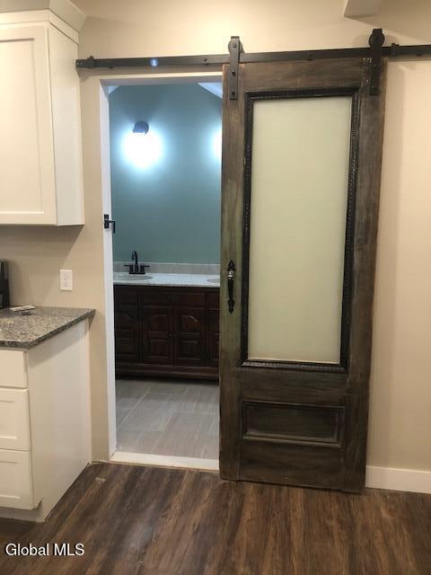 122 North Ferry Street, Unit 2 Schenectady, NY 12305 - Photo 6 of 22 122 n 2 22