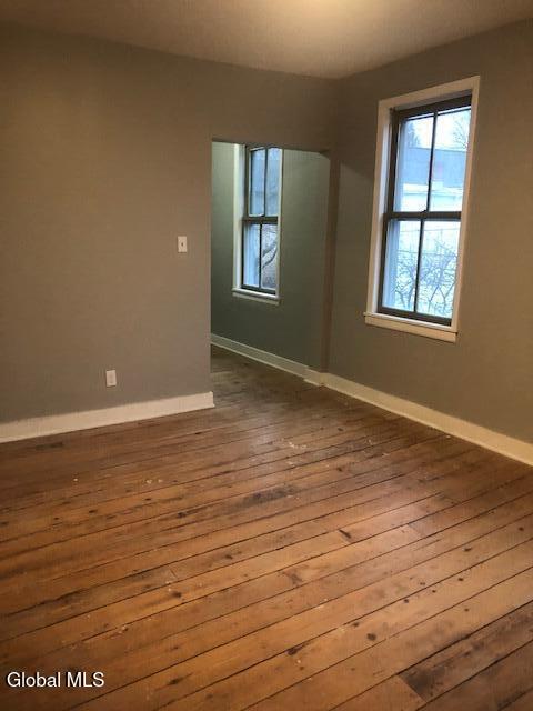 122 North Ferry Street, Unit 2 Schenectady, NY 12305 - Photo 10 of 22 122 n 2 18