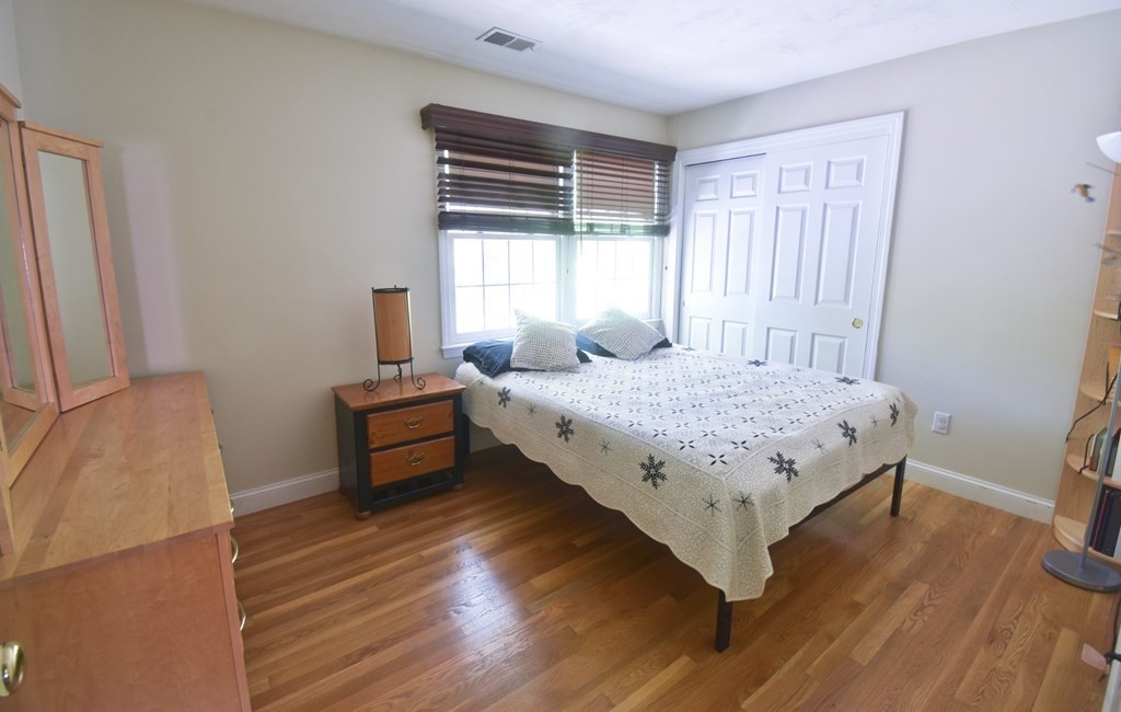 265 Wiswall Road Newton, MA 02459 - Photo 13 of 17