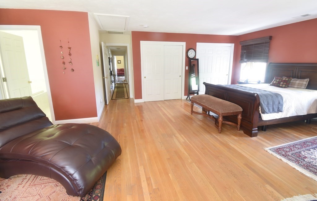 265 Wiswall Road Newton, MA 02459 - Photo 14 of 17