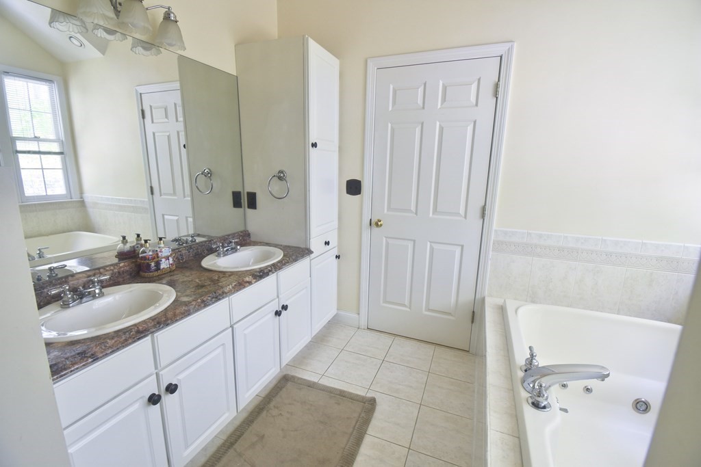 265 Wiswall Road Newton, MA 02459 - Photo 17 of 17