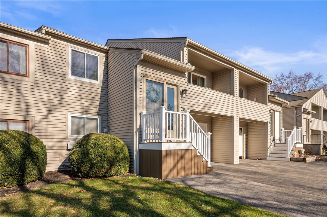 20 Hollingham Rise, Unit RISE Perinton, NY 14450 - Photo 1 of 1 Welcome to Fairport!