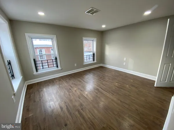 $2,200 | 220 Pearl Street, Norristown, PA 19401