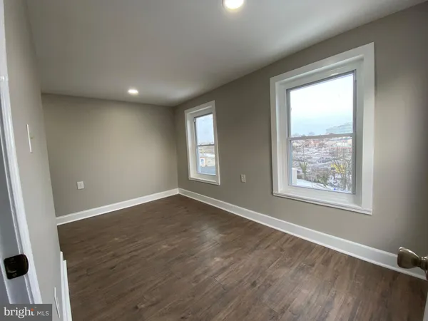 $2,200 | 220 Pearl Street, Norristown, PA 19401