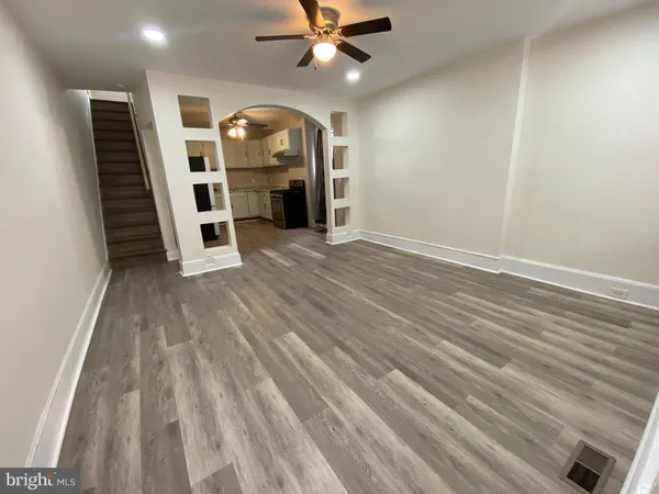 $2,200 | 220 Pearl Street, Norristown, PA 19401