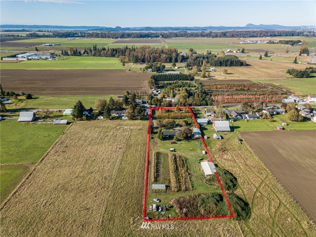 18555 Burkland Road Mount Vernon, WA 98274 - Photo 28 of 29 Gallery Image 28