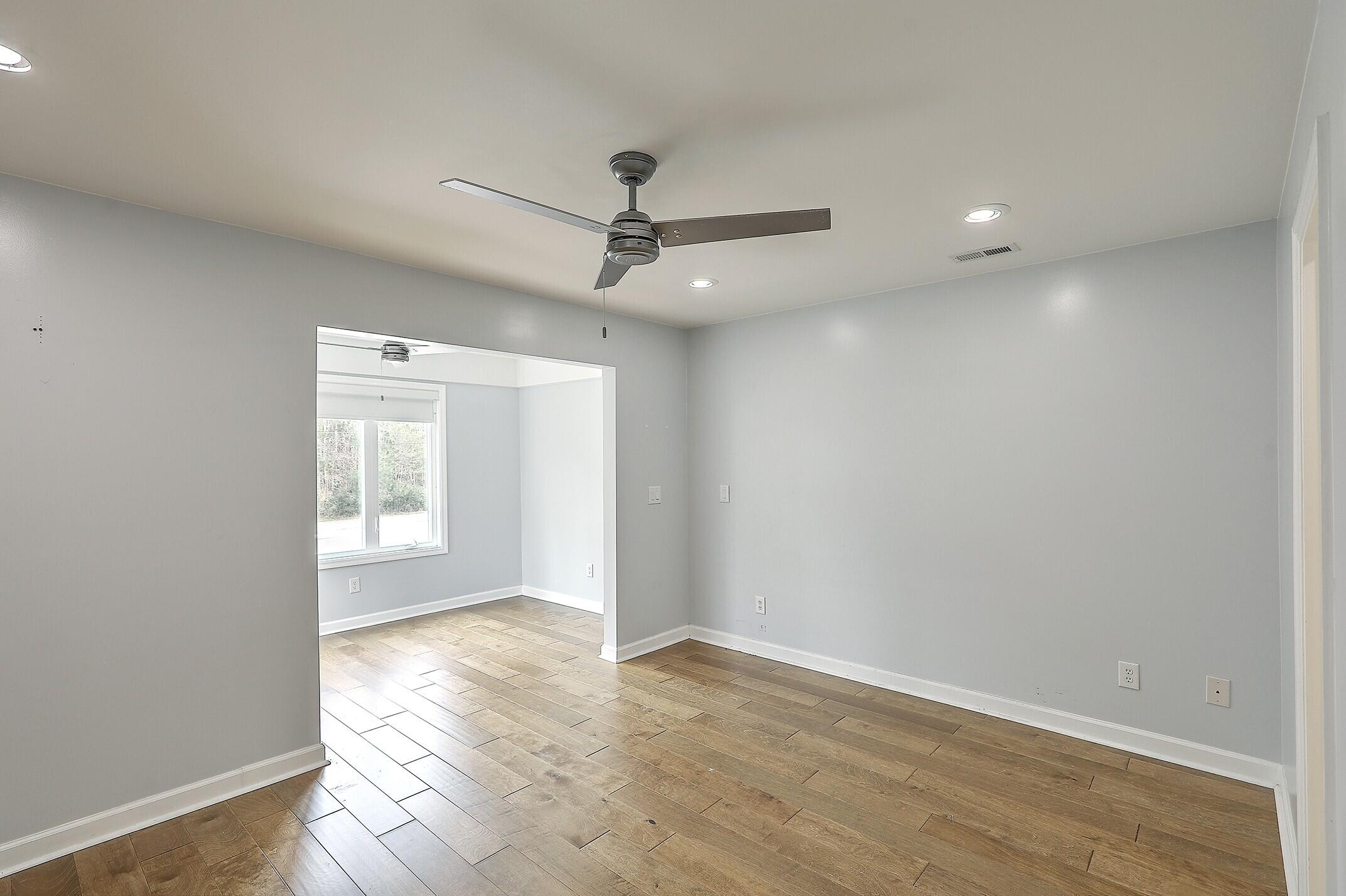 2882 Mackenzie Court Mount Pleasant, SC 29466 - Photo 13 of 24 1R3A5244_45_46_47_48_49_50