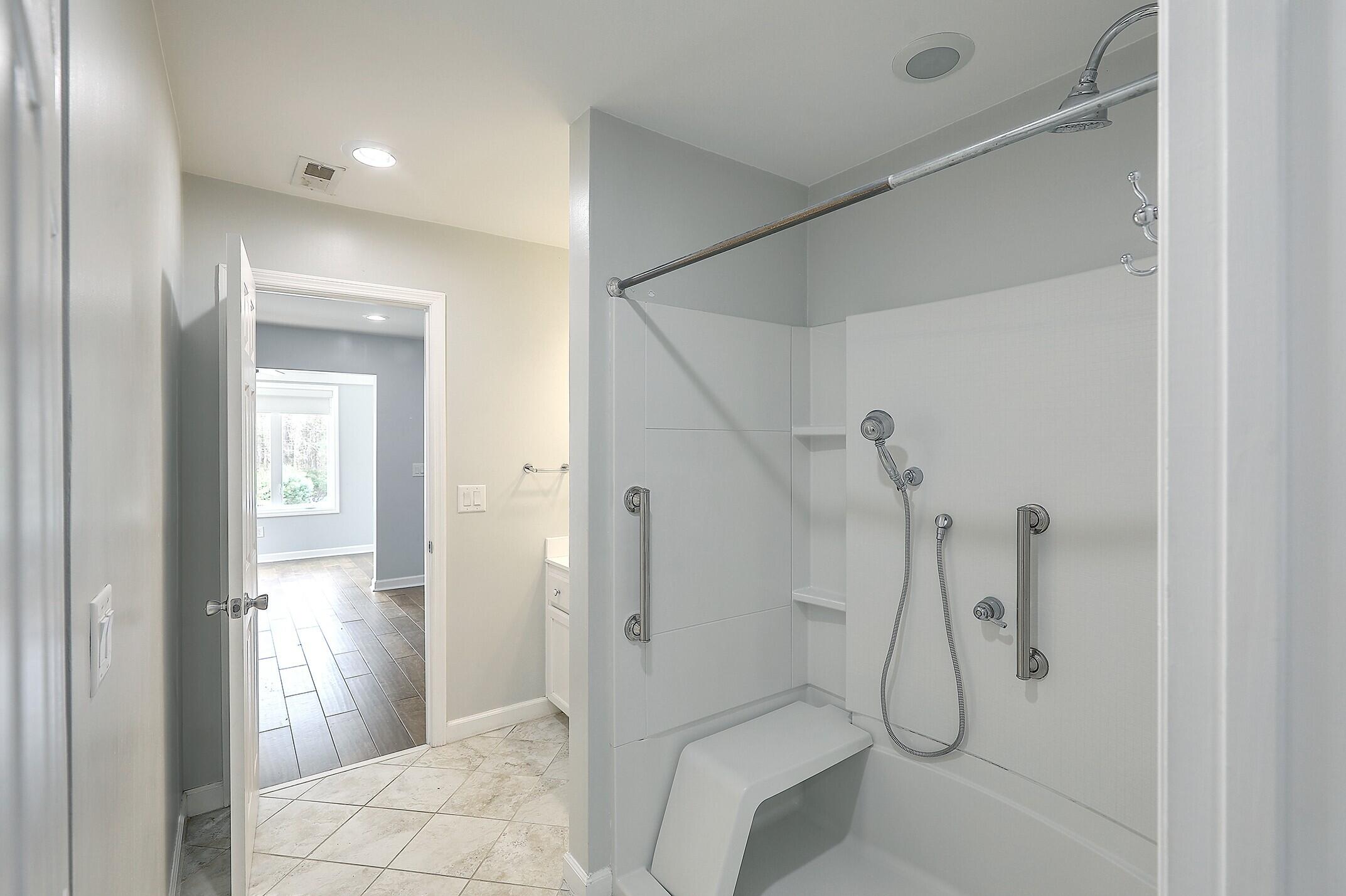 2882 Mackenzie Court Mount Pleasant, SC 29466 - Photo 20 of 24 1R3A5293_4_5_6_7_8_9