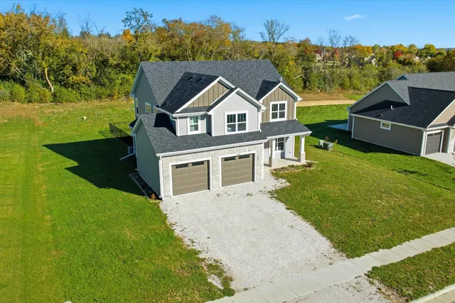 $624,900 | 936 Medina Drive, Mukwonago, WI 53149