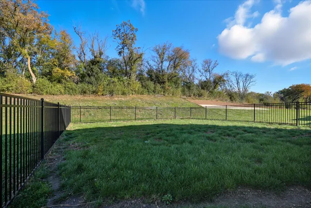 $624,900 | 936 Medina Drive, Mukwonago, WI 53149