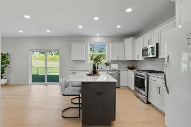 $624,900 | 936 Medina Drive, Mukwonago, WI 53149