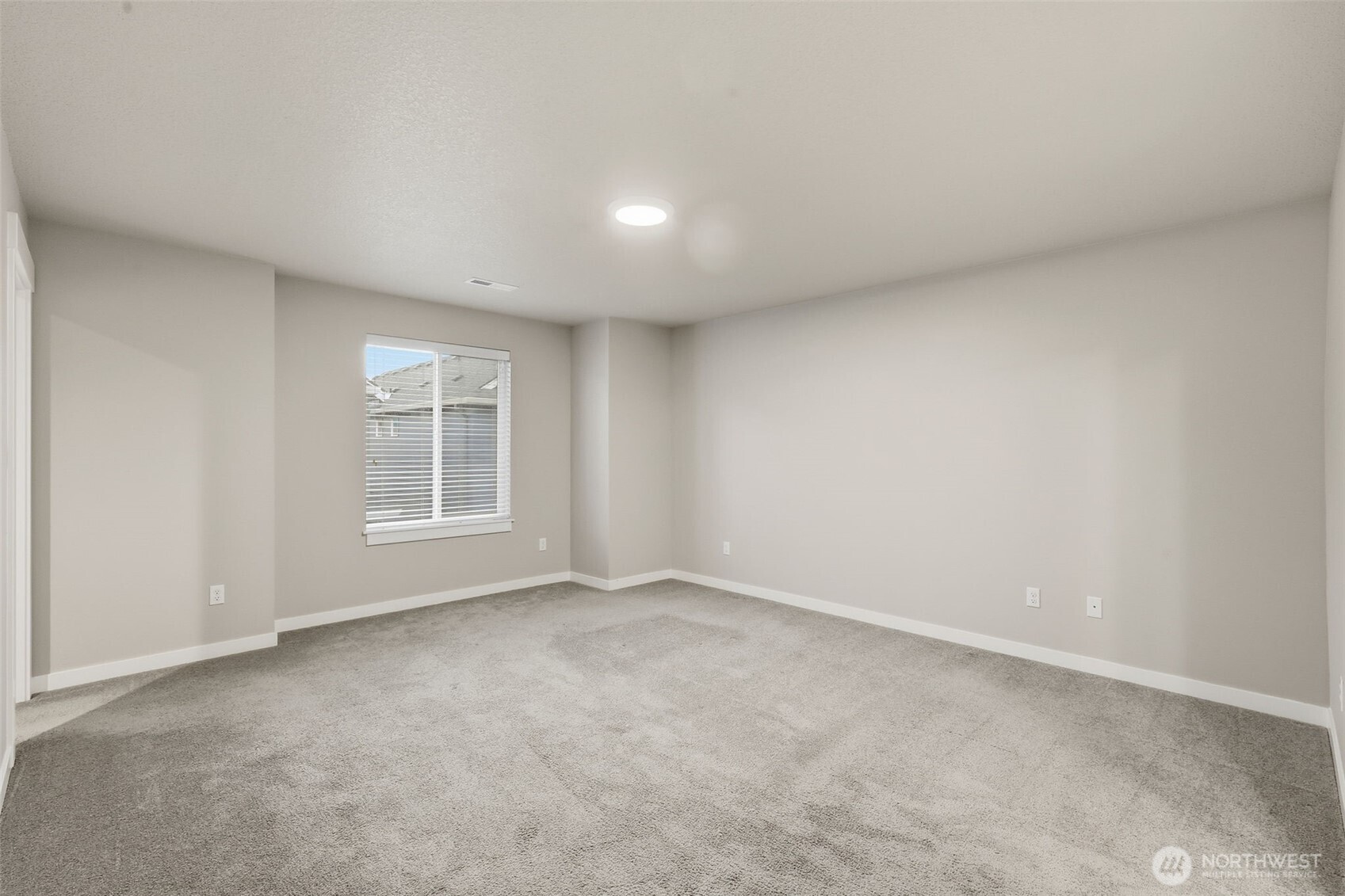 7110 South 13th Street Ridgefield, WA 98642 - Photo 13 of 28 an empty room with windows