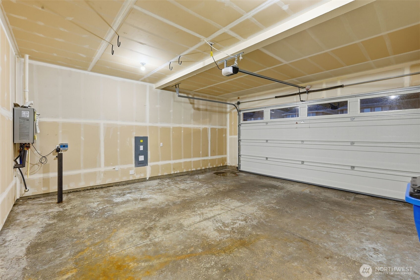 7110 South 13th Street Ridgefield, WA 98642 - Photo 28 of 28 a view of a garage