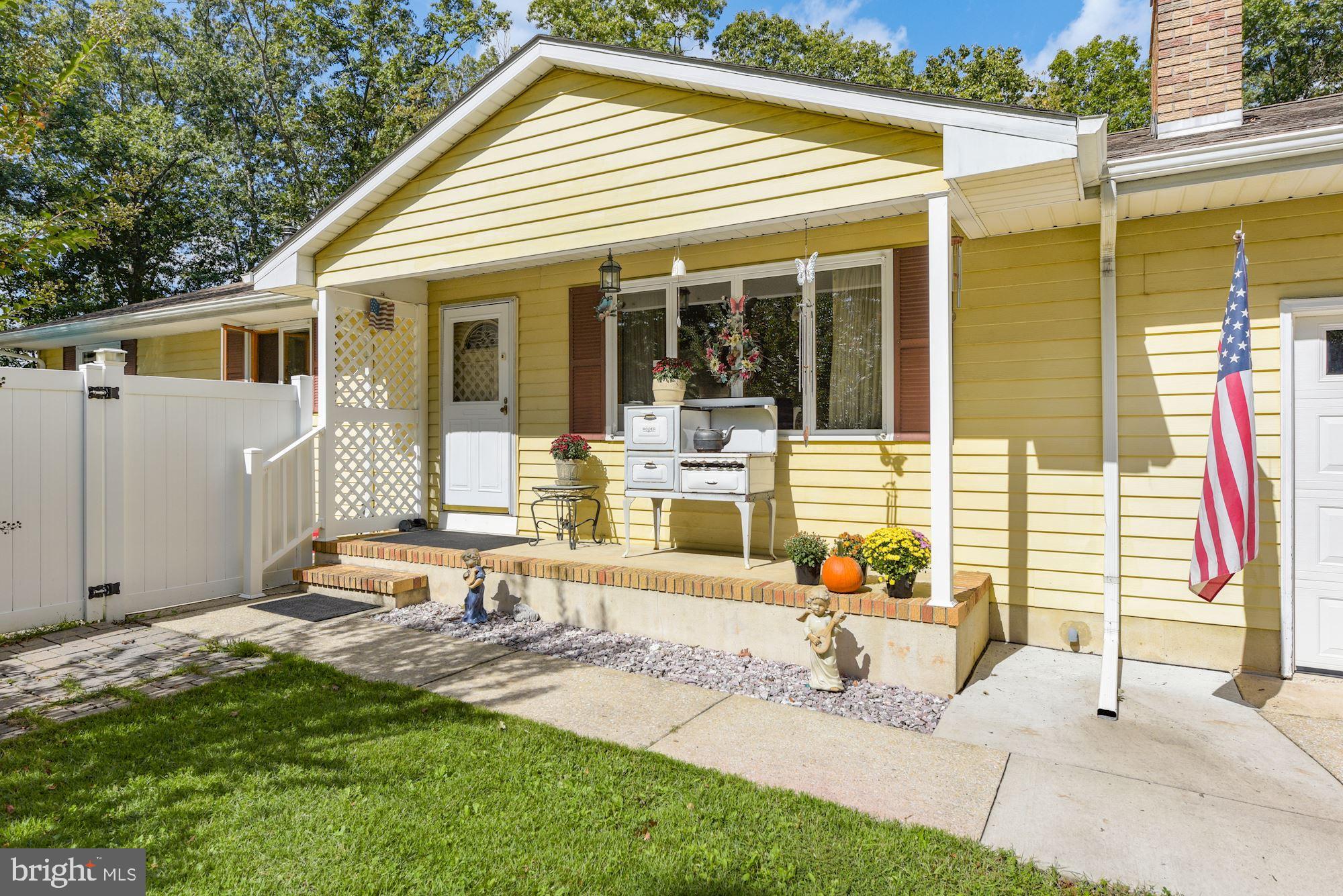 433 Porchtown Road Elmer, NJ 08318 - Photo 1 of 30 Charming Gem in the Woods!