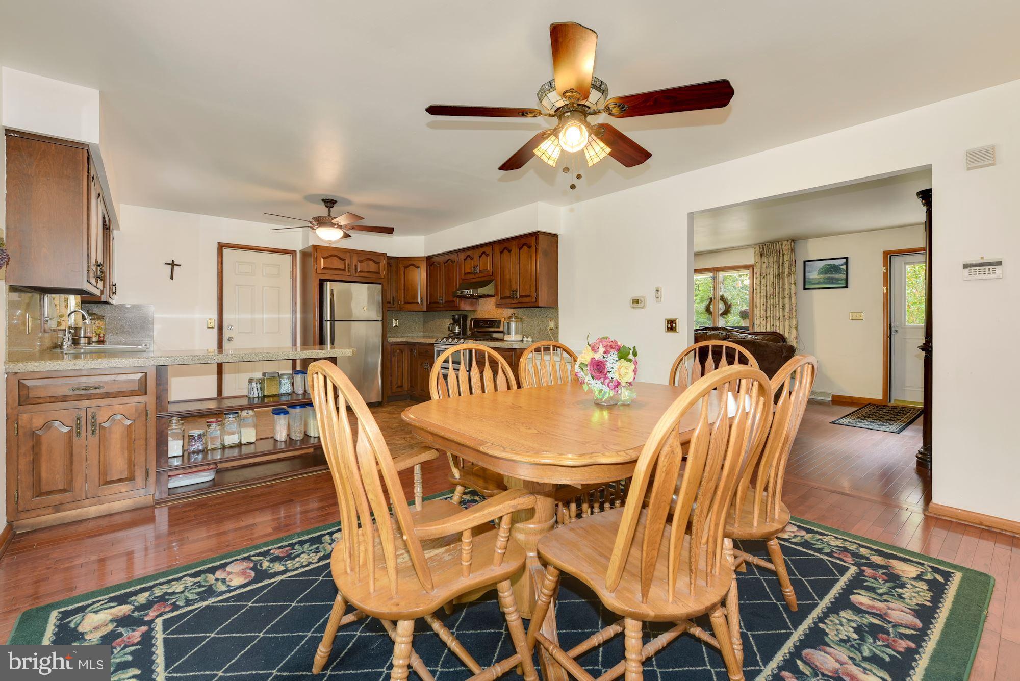 433 Porchtown Road Elmer, NJ 08318 - Photo 13 of 30 Dining and Kitchen