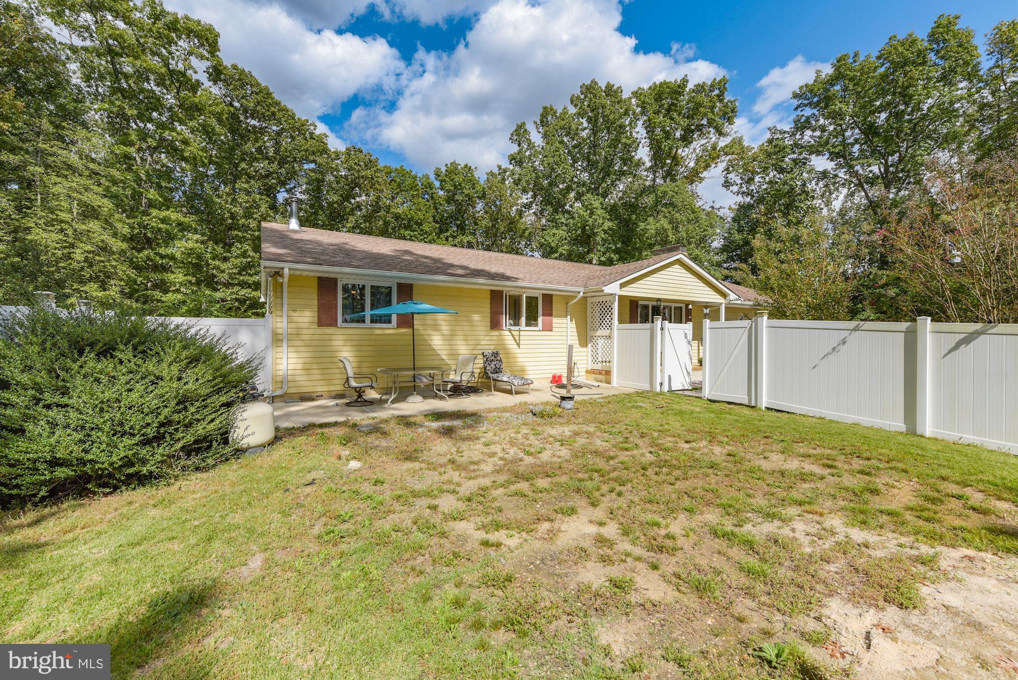 433 Porchtown Road Elmer, NJ 08318 - Photo 21 of 30 Front Fenced area with Patio