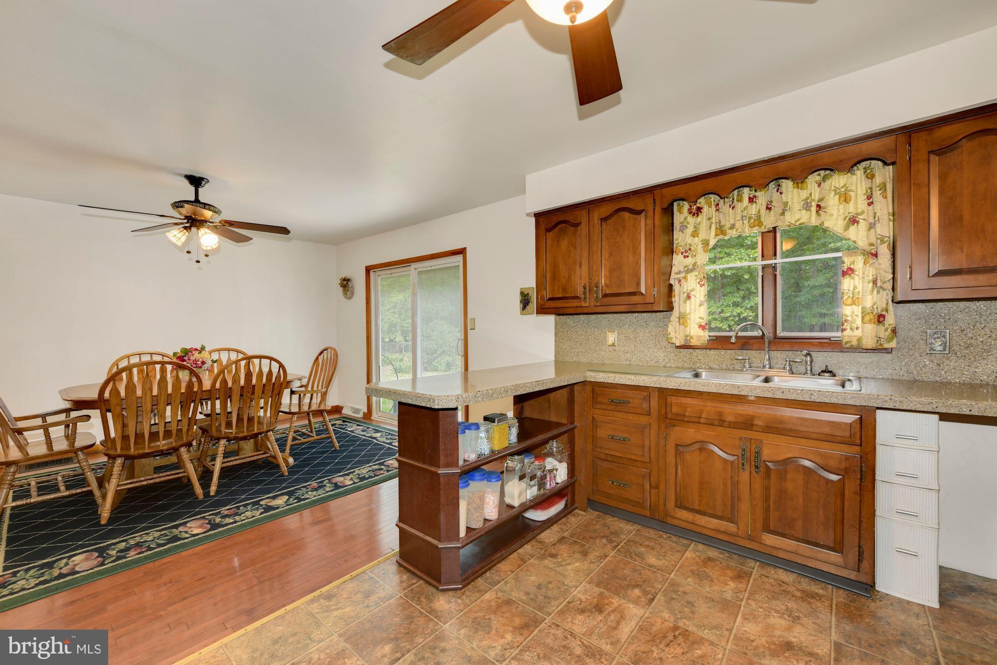 433 Porchtown Road Elmer, NJ 08318 - Photo 9 of 30 Kitchen to Dining