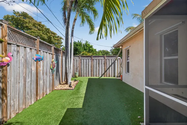 $595,000 | 1383 Northeast 27th Street, Pompano Beach, FL 33064