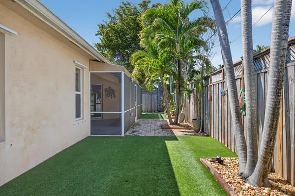 $595,000 | 1383 Northeast 27th Street, Pompano Beach, FL 33064