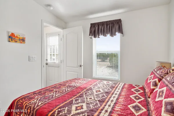 $155,000 | 25815 Fort Rock Road, Seligman, AZ 86337