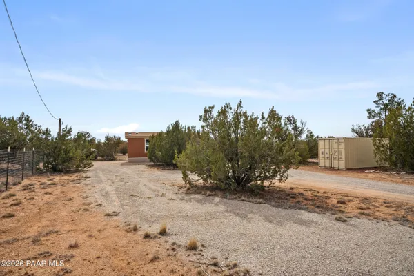 $155,000 | 25815 Fort Rock Road, Seligman, AZ 86337