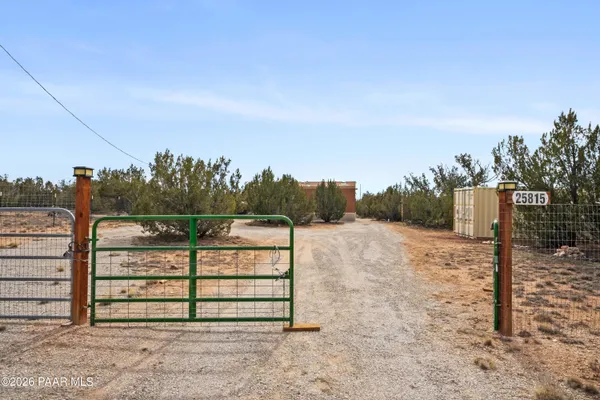 $155,000 | 25815 Fort Rock Road, Seligman, AZ 86337