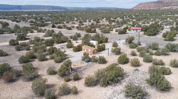 $155,000 | 25815 Fort Rock Road, Seligman, AZ 86337
