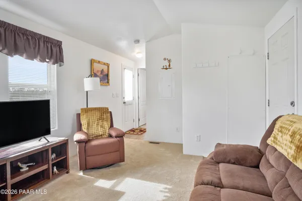 $155,000 | 25815 Fort Rock Road, Seligman, AZ 86337