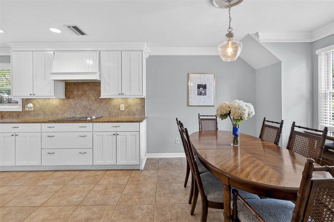 4118 Riverside Drive Brunswick, GA 31520 - Photo 16 of 69