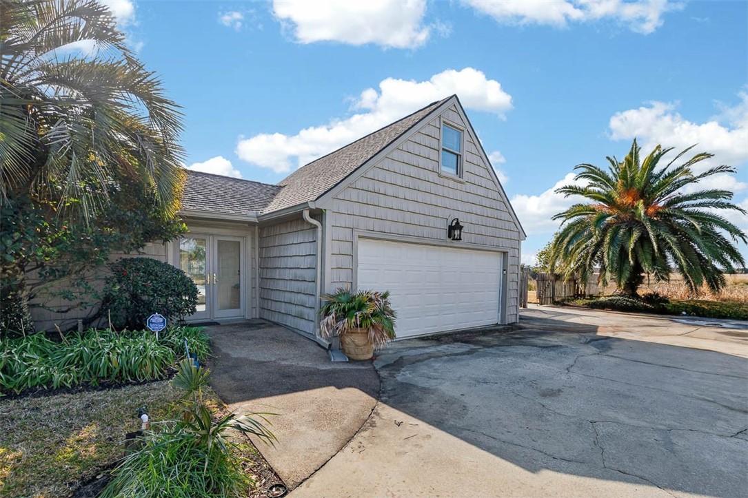 4118 Riverside Drive Brunswick, GA 31520 - Photo 6 of 69