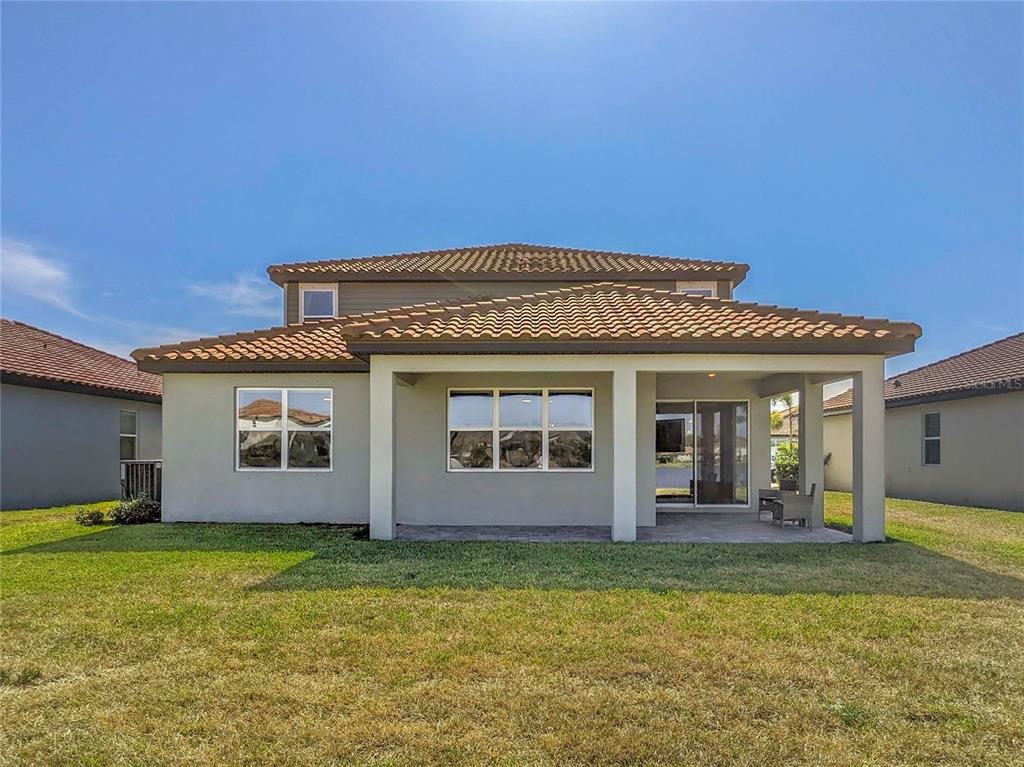 3324 Big Sky Way Lakewood Ranch, FL 34211 - Photo 35 of 49 a view of a house with a garden