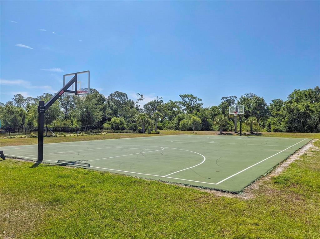 3324 Big Sky Way Lakewood Ranch, FL 34211 - Photo 49 of 49 a view of a tennis court