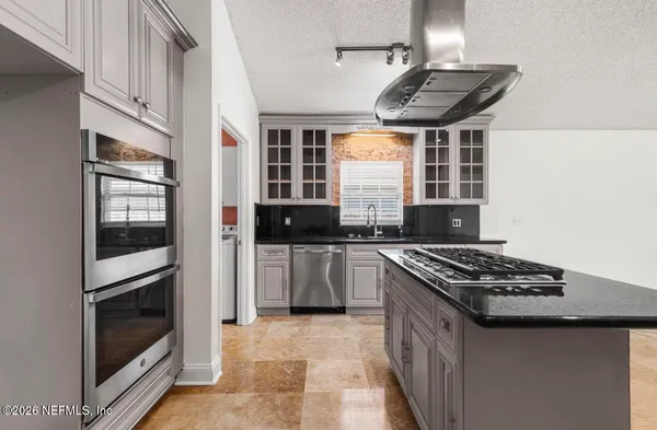 $2,990 | 2471 Coachman Lakes Drive, Jacksonville, FL 32246