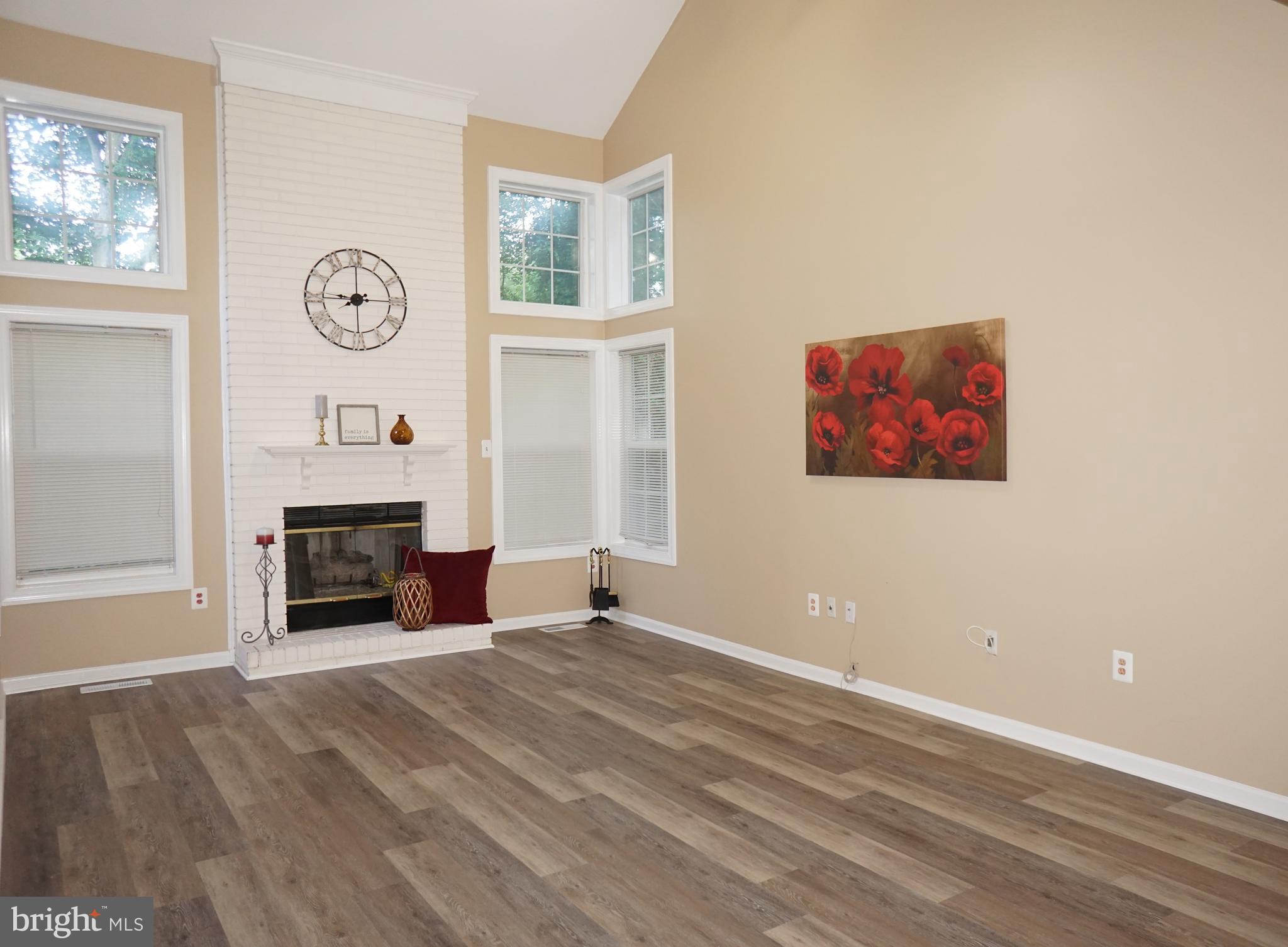 27 Appling Road Stafford, VA 22554 - Photo 15 of 79 Lots of natural lighting