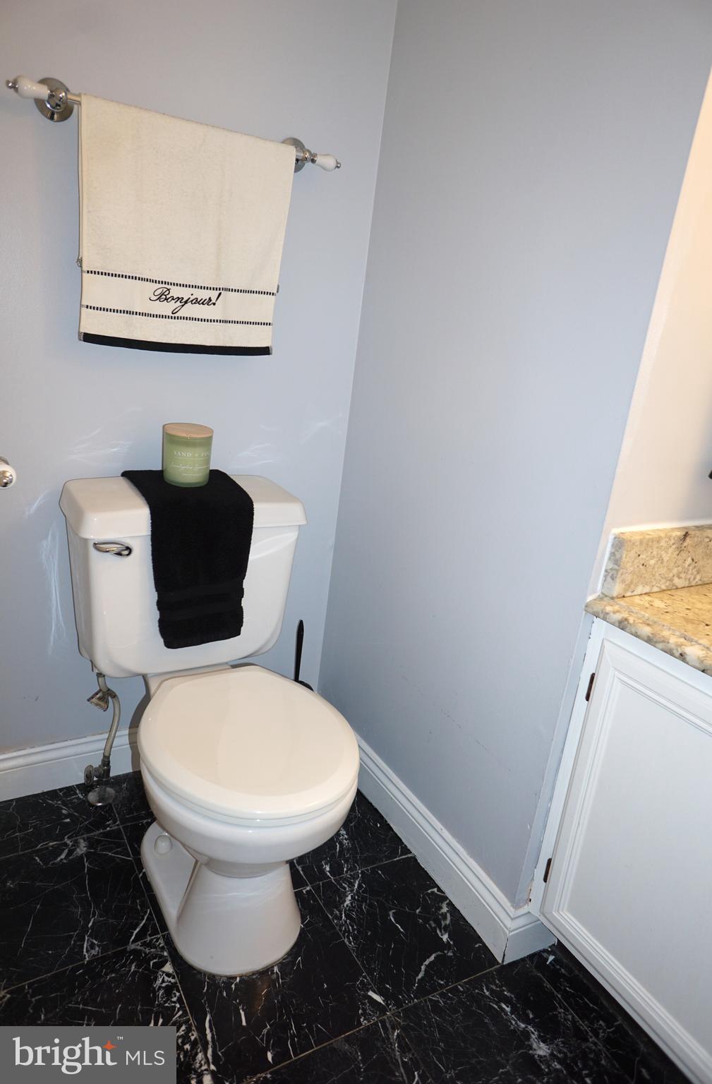 27 Appling Road Stafford, VA 22554 - Photo 18 of 79 Half bath