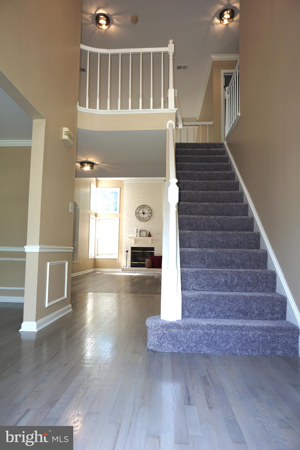 27 Appling Road Stafford, VA 22554 - Photo 35 of 79 Stairs to upper level
