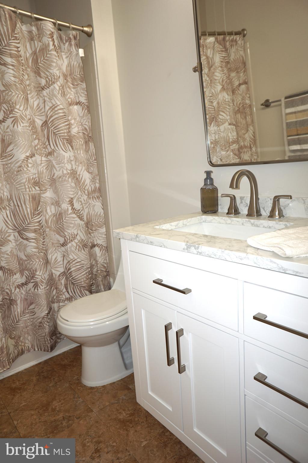 27 Appling Road Stafford, VA 22554 - Photo 41 of 79 Bath 2