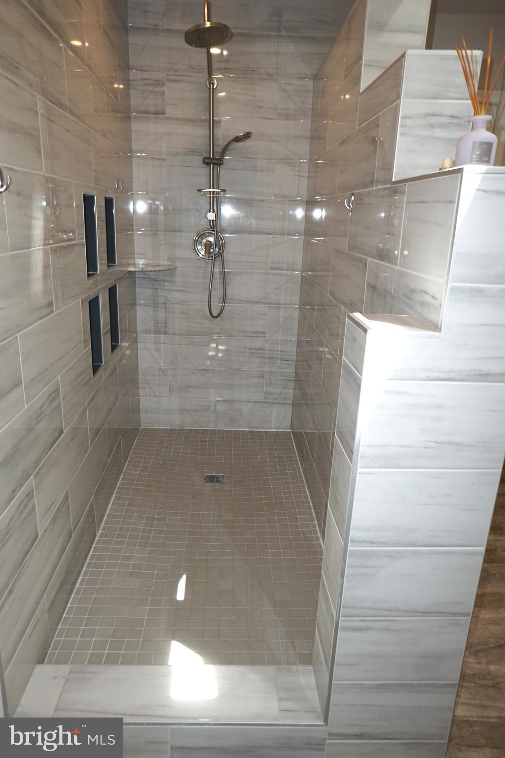 27 Appling Road Stafford, VA 22554 - Photo 50 of 79 Beautiful walk in shower in primary