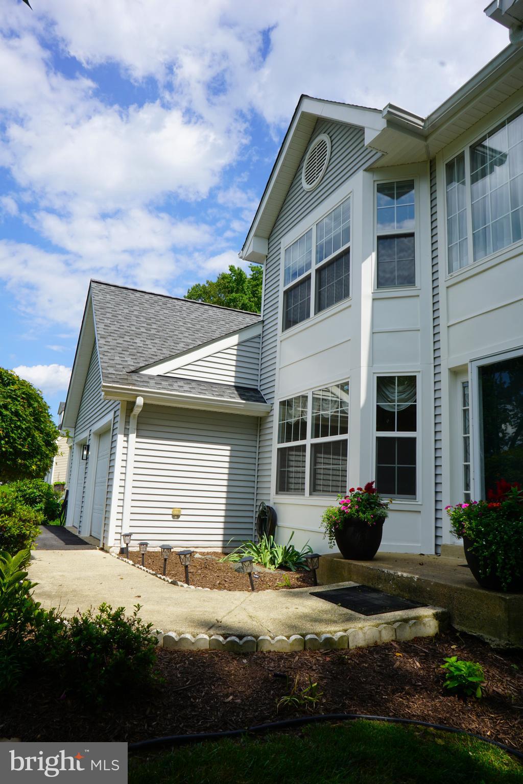 27 Appling Road Stafford, VA 22554 - Photo 6 of 79 Walk way to enter the home